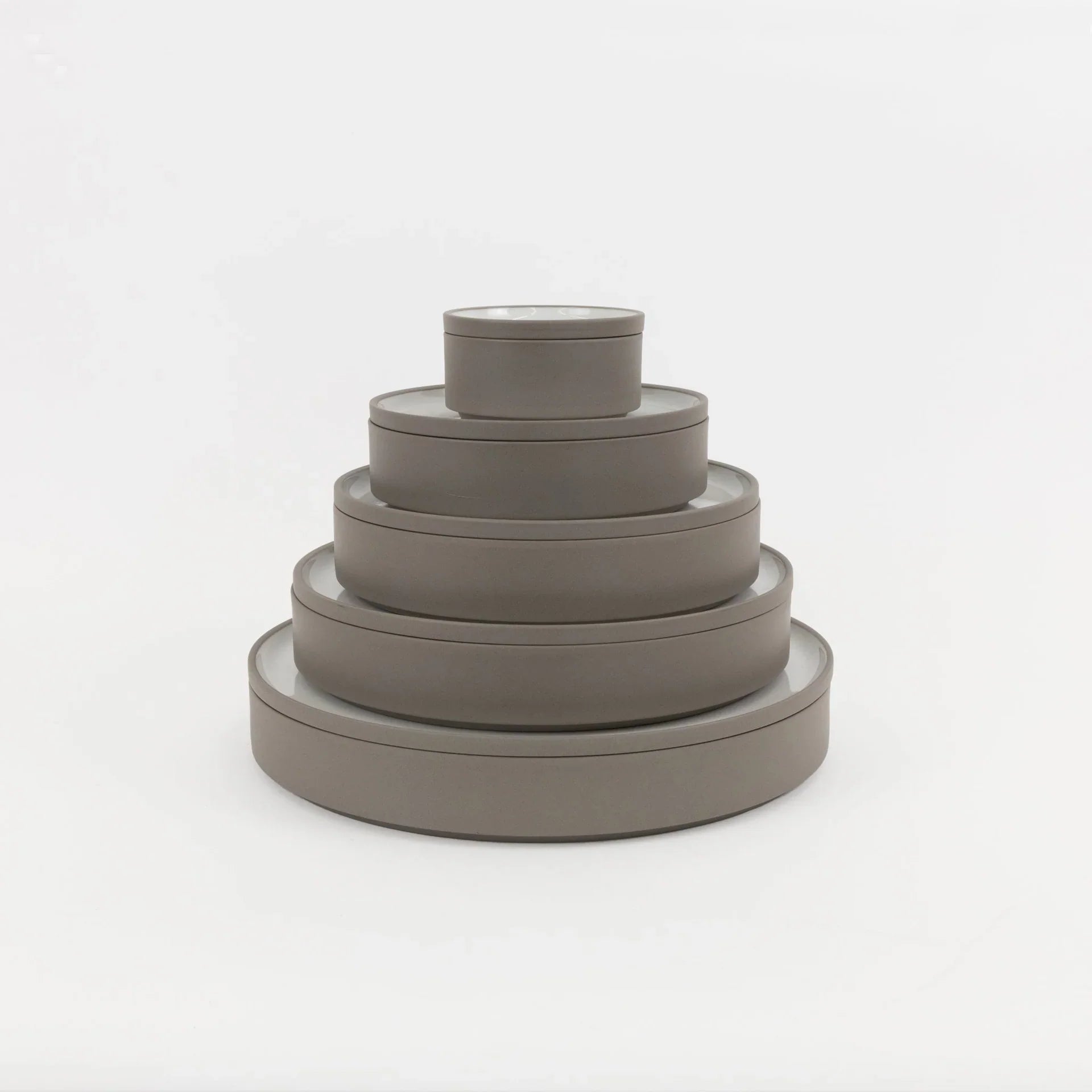 HASAMI PORCELAIN Grey Collection